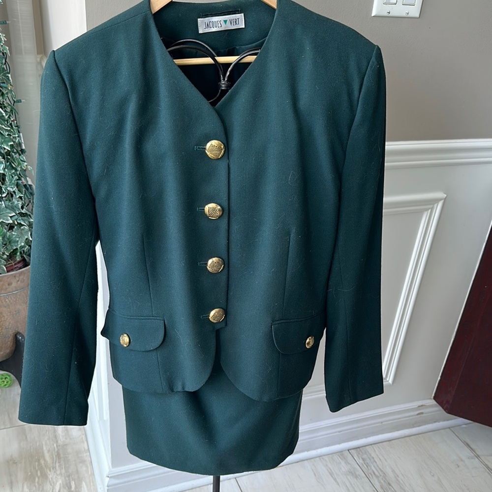 Green and Gold Blazer with gold notched buttons